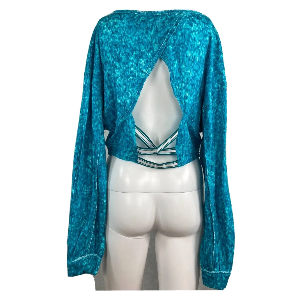 Free People Movement Shirt Womens M Blue Cotton Backstage Criss Cross Back Crop‎